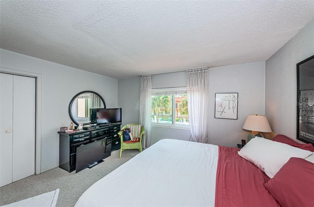 10365 PARADISE BOULEVARD 16 photo 20