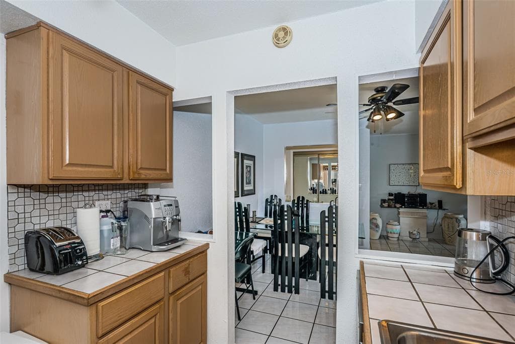 10365 PARADISE BOULEVARD 16 photo 18