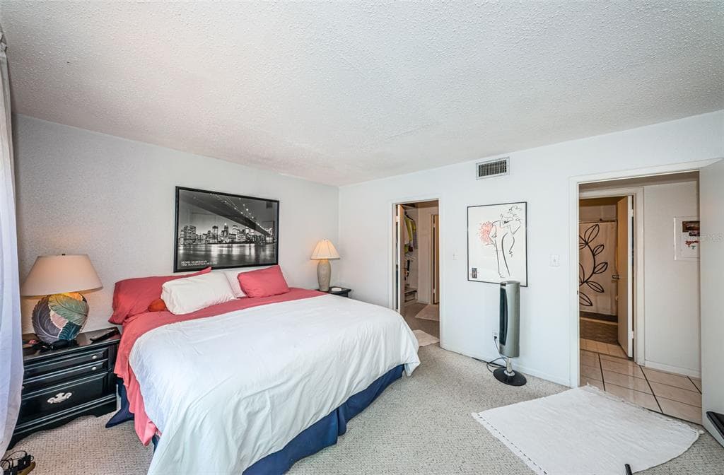 10365 PARADISE BOULEVARD 16 photo 21