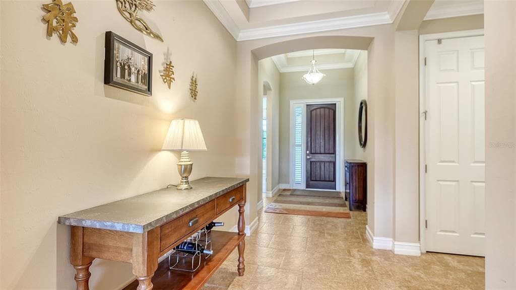 1051 BRADBERRY DRIVE photo 4