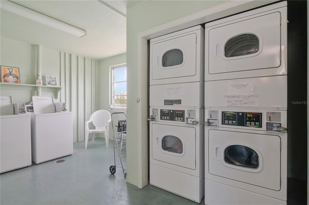 5935 30 AVENUE S 206 photo 24