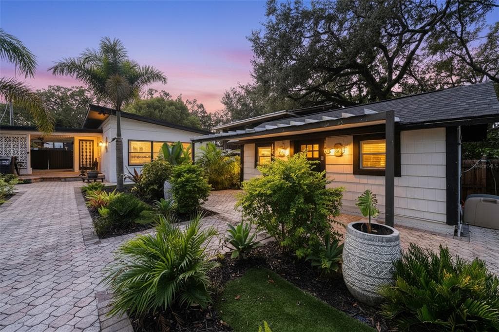 308 E HOLLYWOOD STREET photo 2