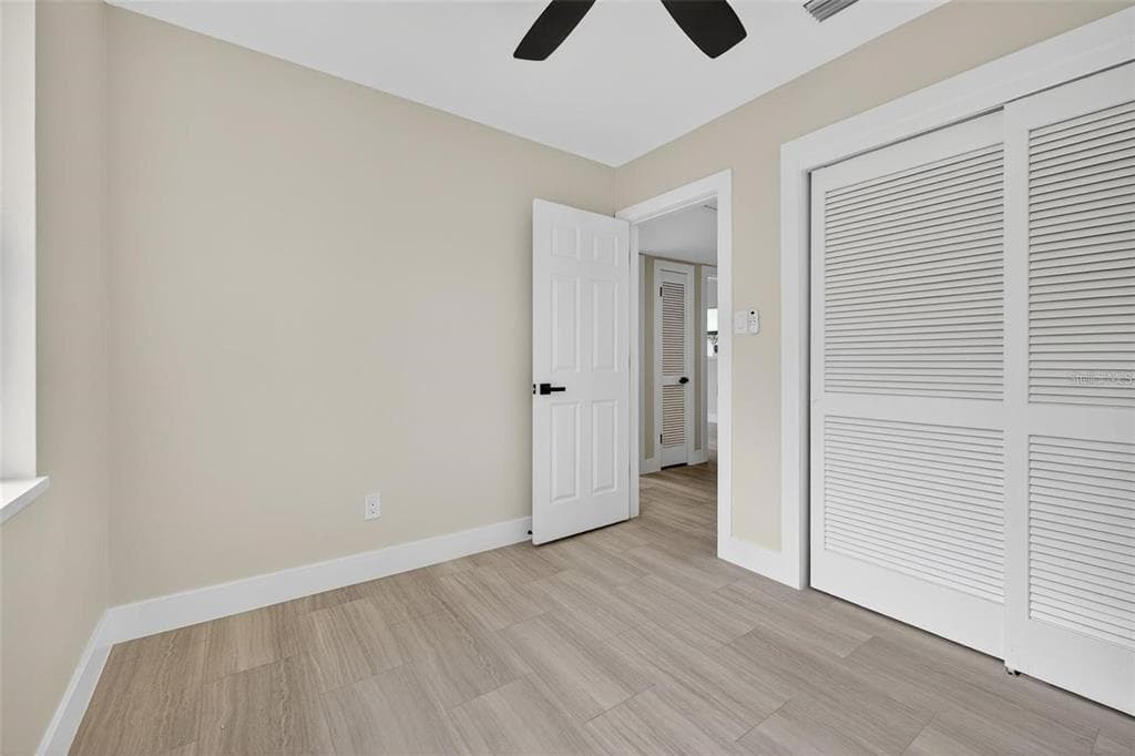 413 COUNTRY CLUB DRIVE photo 15