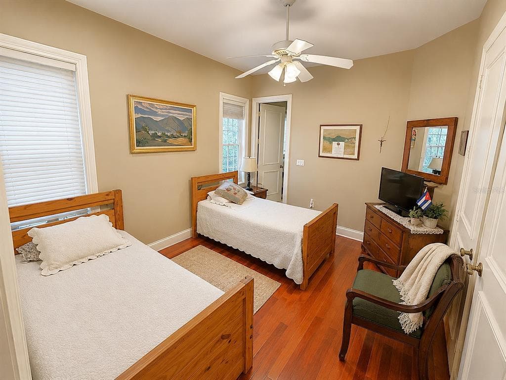 785 HARBOUR ISLE PLACE photo 22