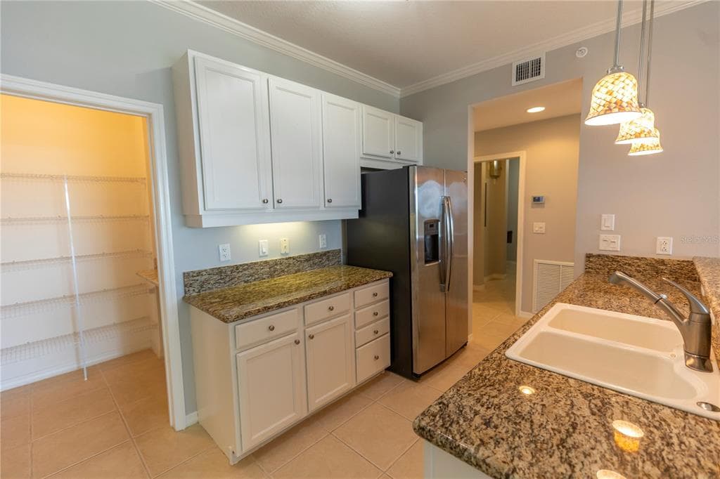 9203 GRIGGS ROAD 102 photo 17