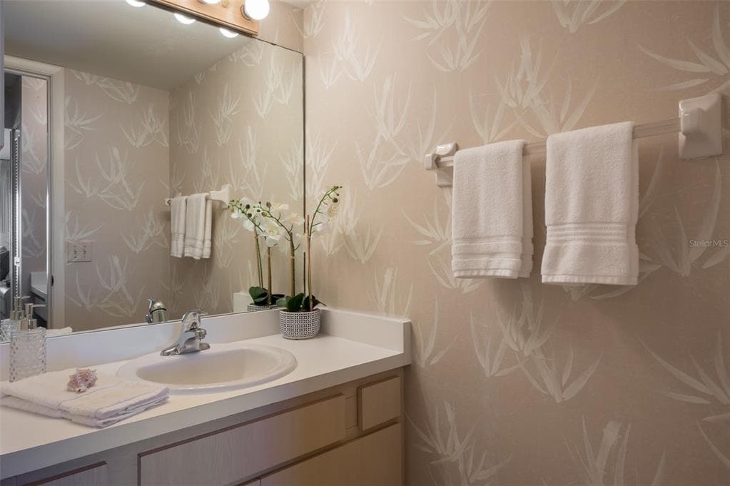 19 WHISPERING SANDS DRIVE 604 photo 18