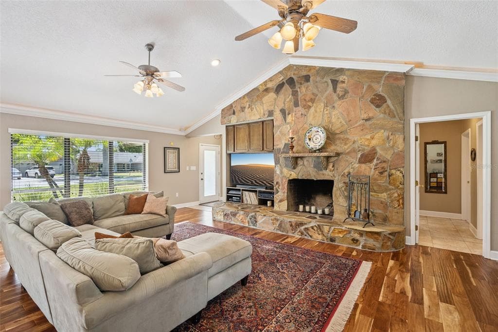 301 BRANTLEY HARBOR DRIVE photo 4