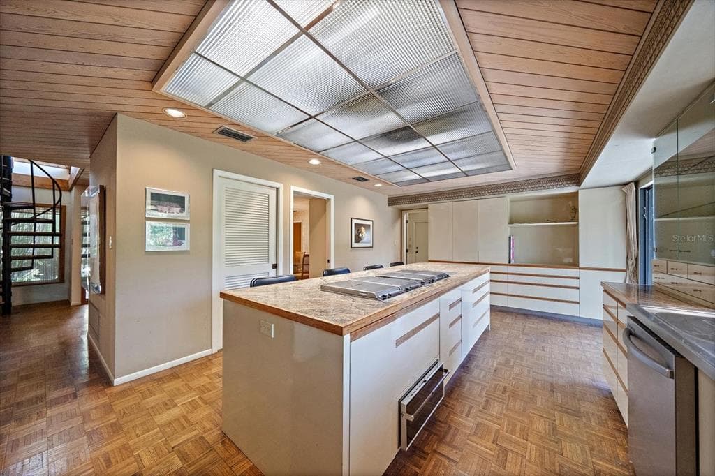 6841 PORTER ROAD photo 12