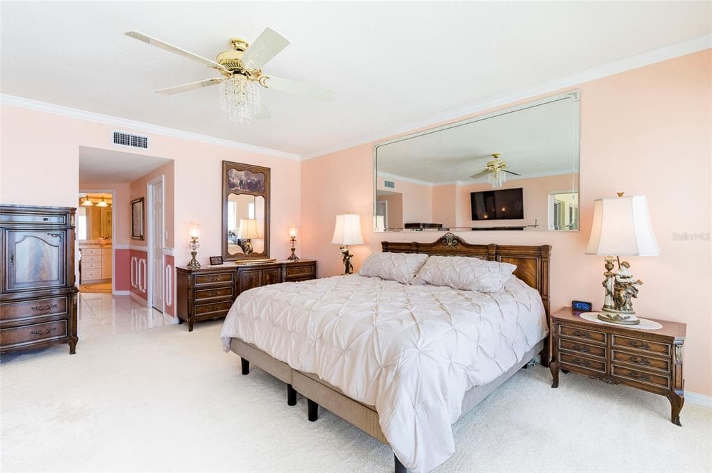 16750 GULF BOULEVARD 414 photo 23
