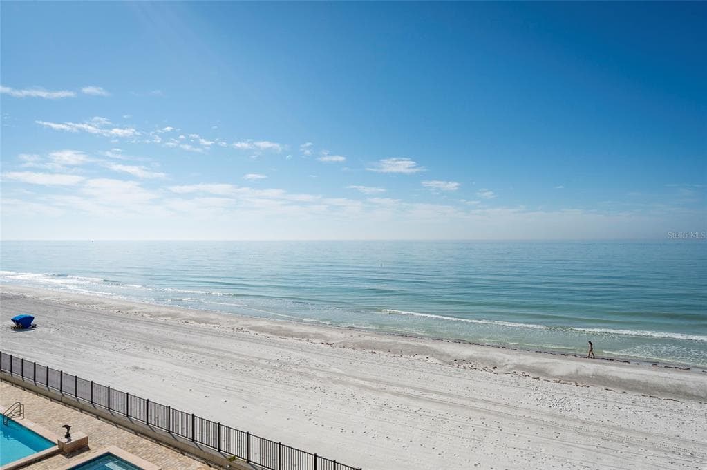 16750 GULF BOULEVARD 414 photo 18