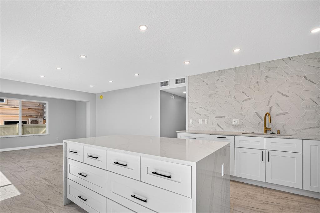 5055 N BEACH ROAD 101 photo 24