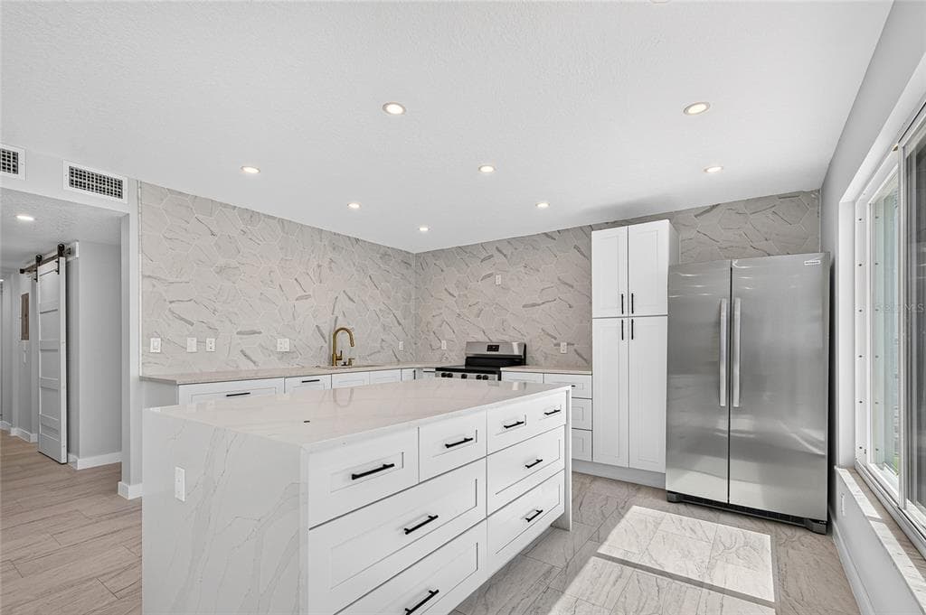 5055 N BEACH ROAD 101 photo 25