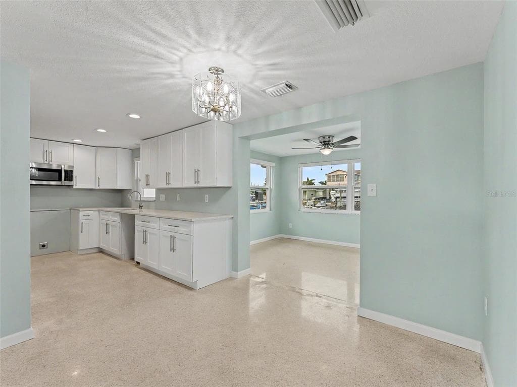 13530 MARIA DRIVE photo 18