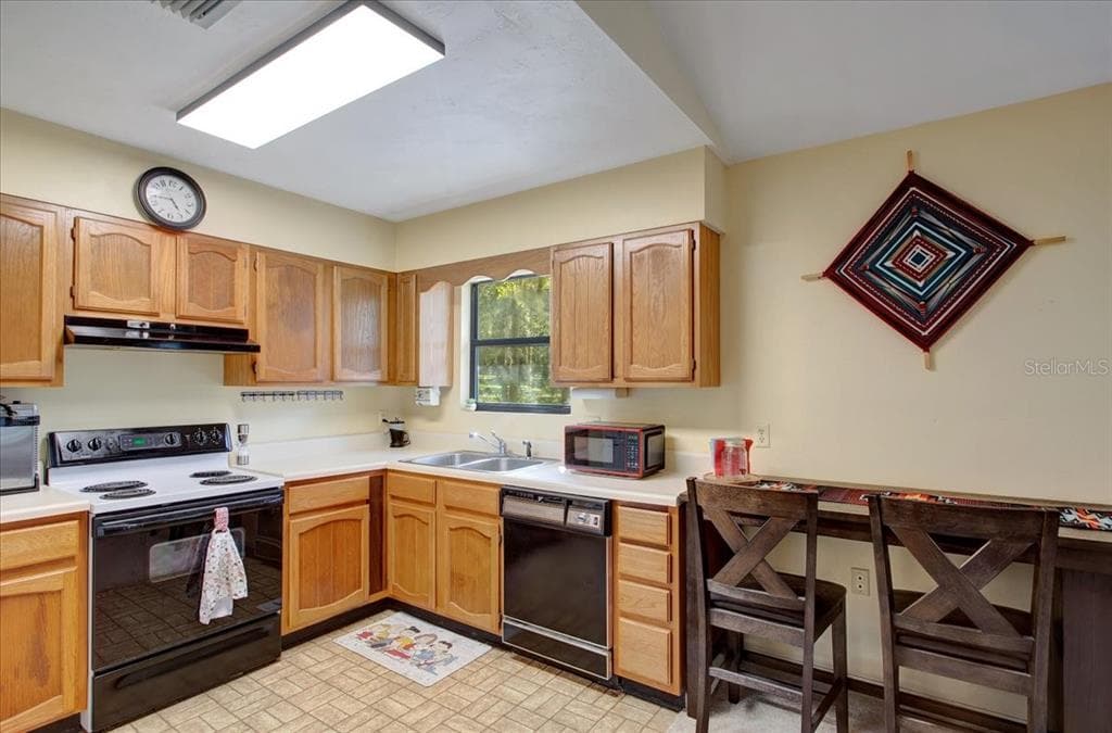 235 ASHLEY LAKE DRIVE photo 12