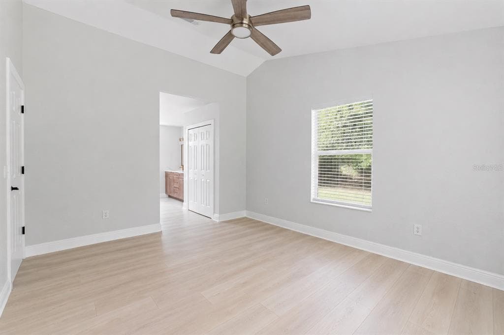427 PENDREY DRIVE photo 16