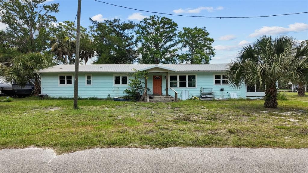 306 SE 256 STREET photo 3