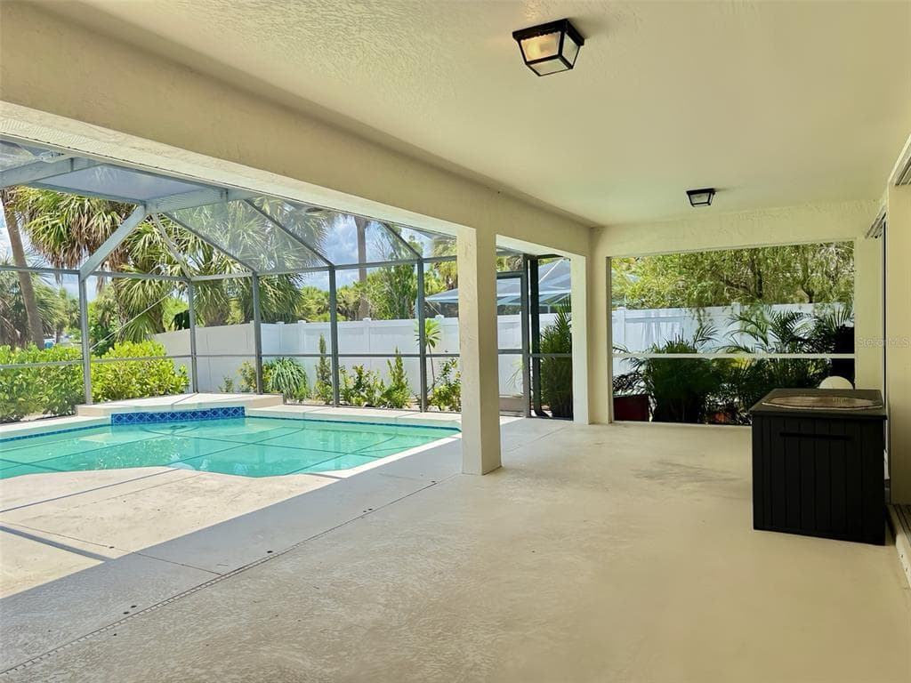 129 FOUNTAIN STREET photo 6