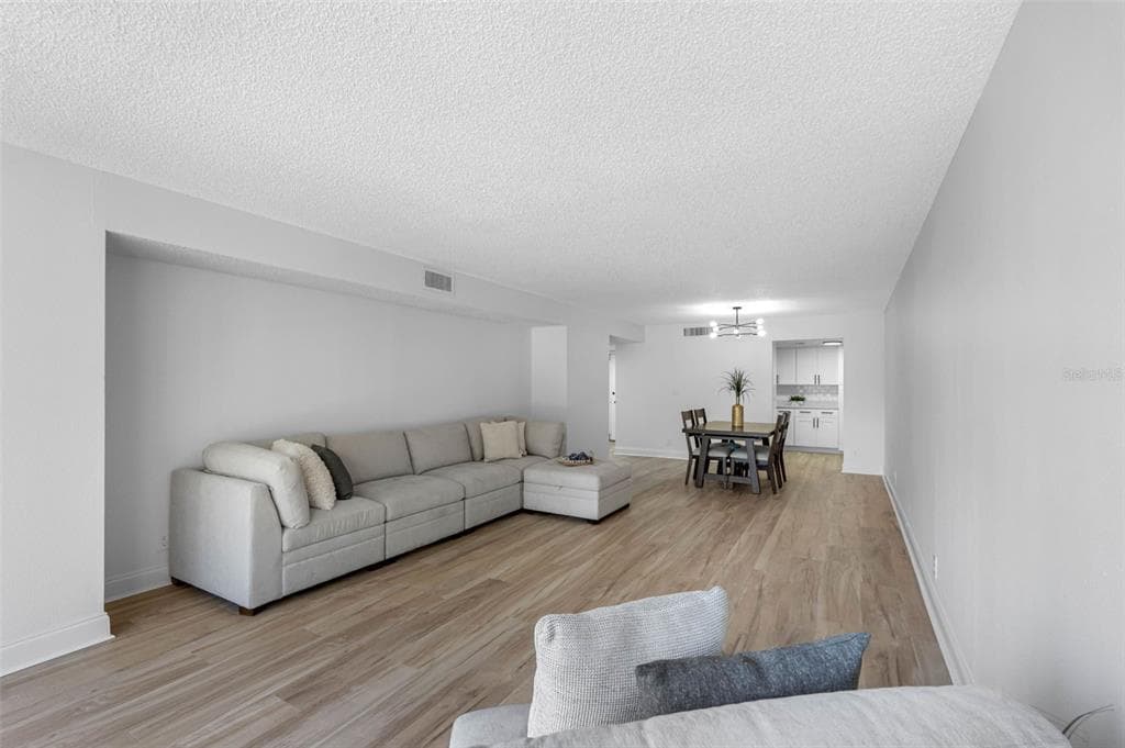 220 BELLEVIEW BOULEVARD 412 photo 9
