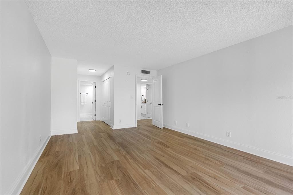 220 BELLEVIEW BOULEVARD 412 photo 18