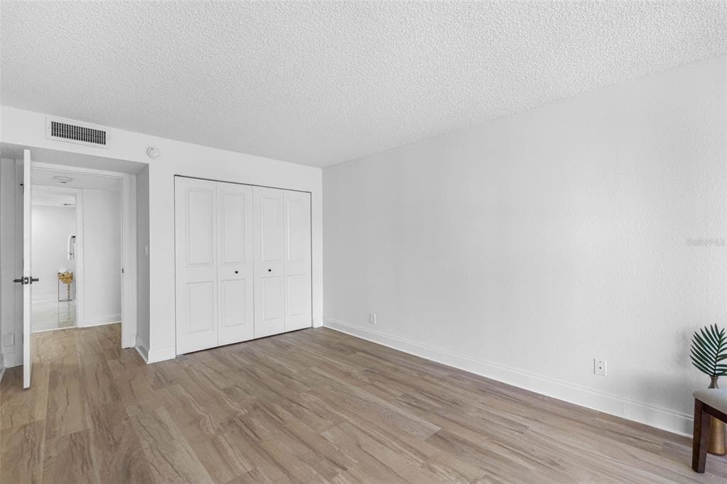 220 BELLEVIEW BOULEVARD 412 photo 25