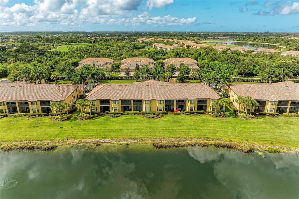 7305 RIVER HAMMOCK DRIVE 102 photo 2