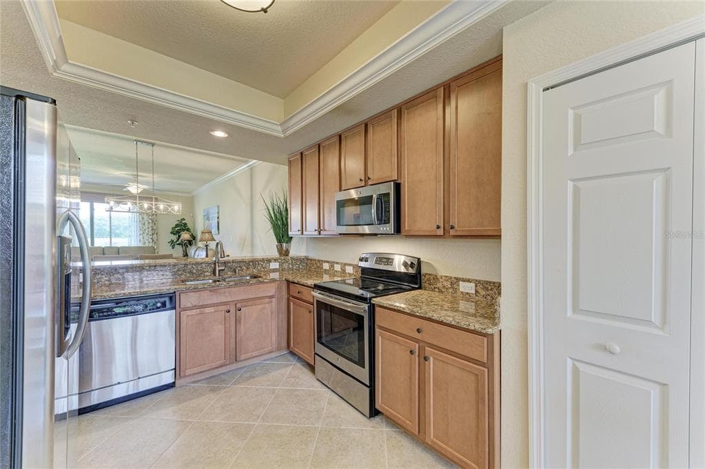 7305 RIVER HAMMOCK DRIVE 102 photo 19