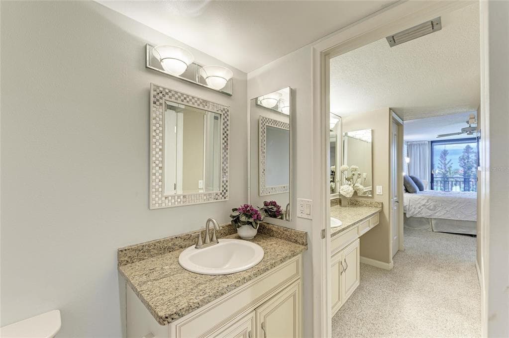 5700 ESCONDIDA BOULEVARD S 506 photo 20