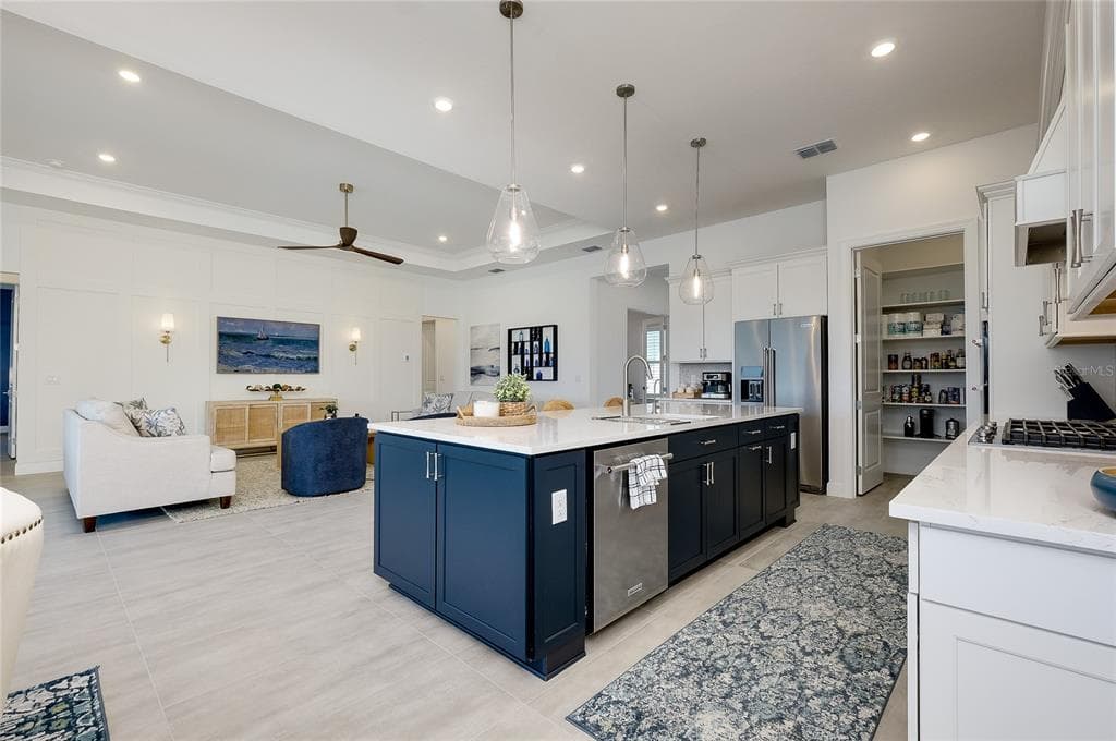 10105 BEACHWALK DRIVE photo 22