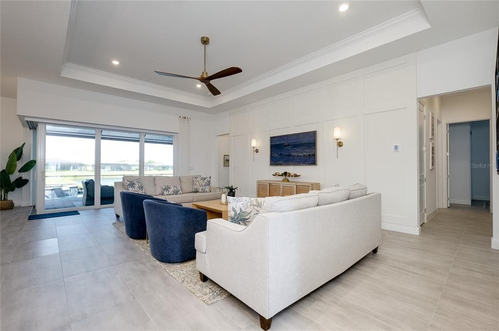 10105 BEACHWALK DRIVE photo 7
