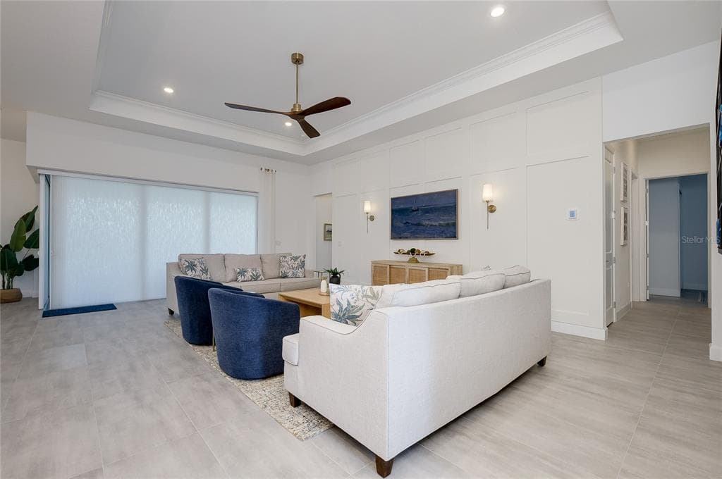 10105 BEACHWALK DRIVE photo 8