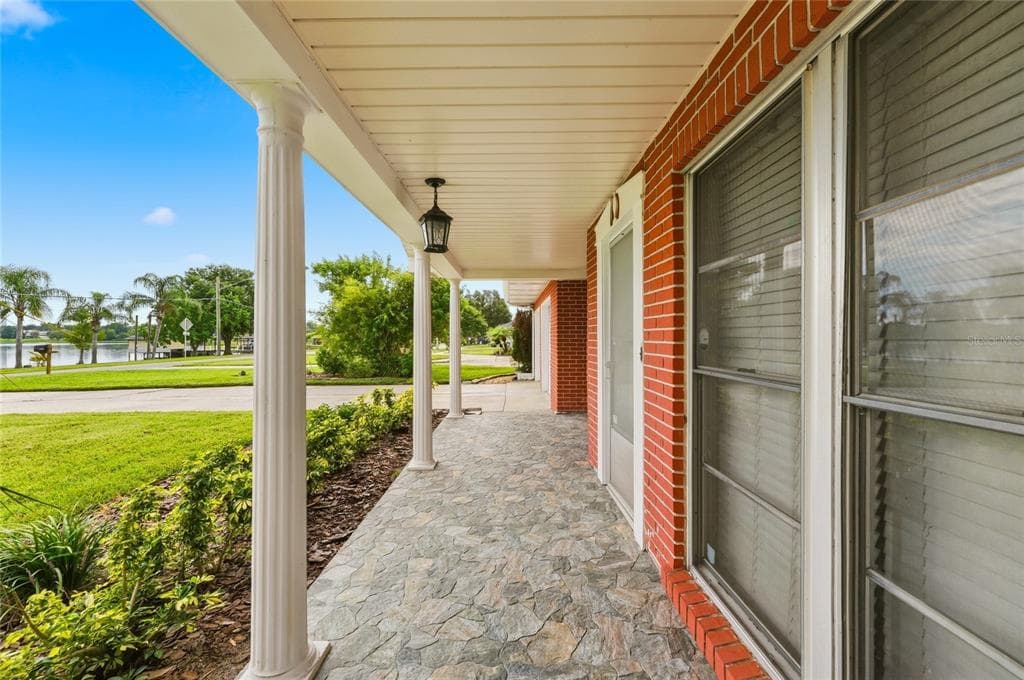 1475 S LAKE HOWARD DRIVE 4