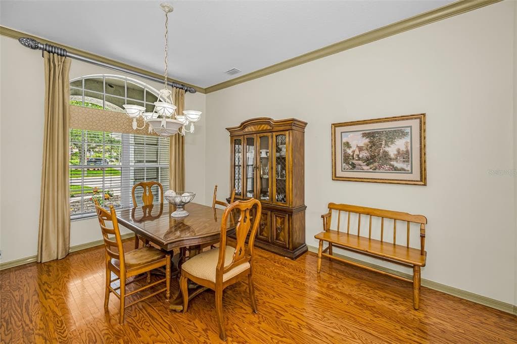 4084 LIGUSTRUM DRIVE photo 6