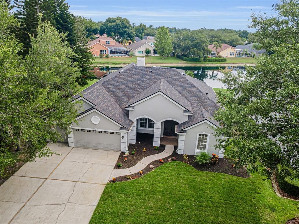 4084 LIGUSTRUM DRIVE photo 3