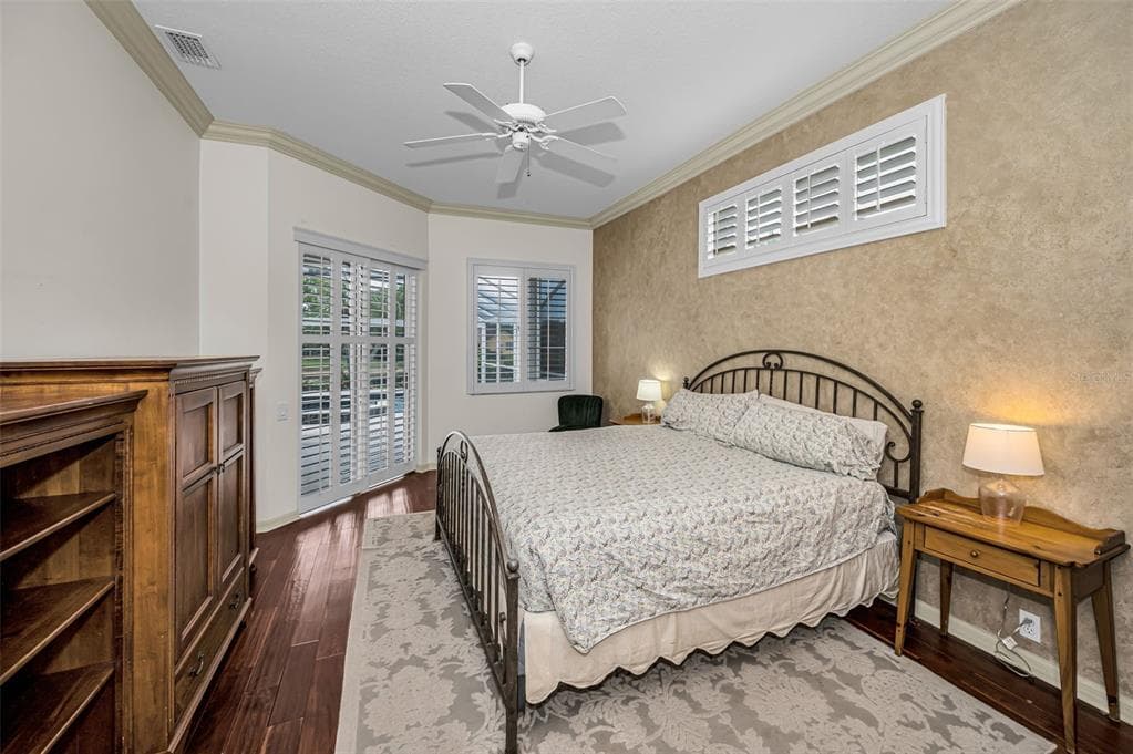 4084 LIGUSTRUM DRIVE photo 14