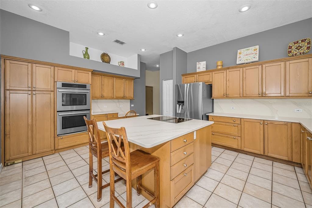 4084 LIGUSTRUM DRIVE photo 8
