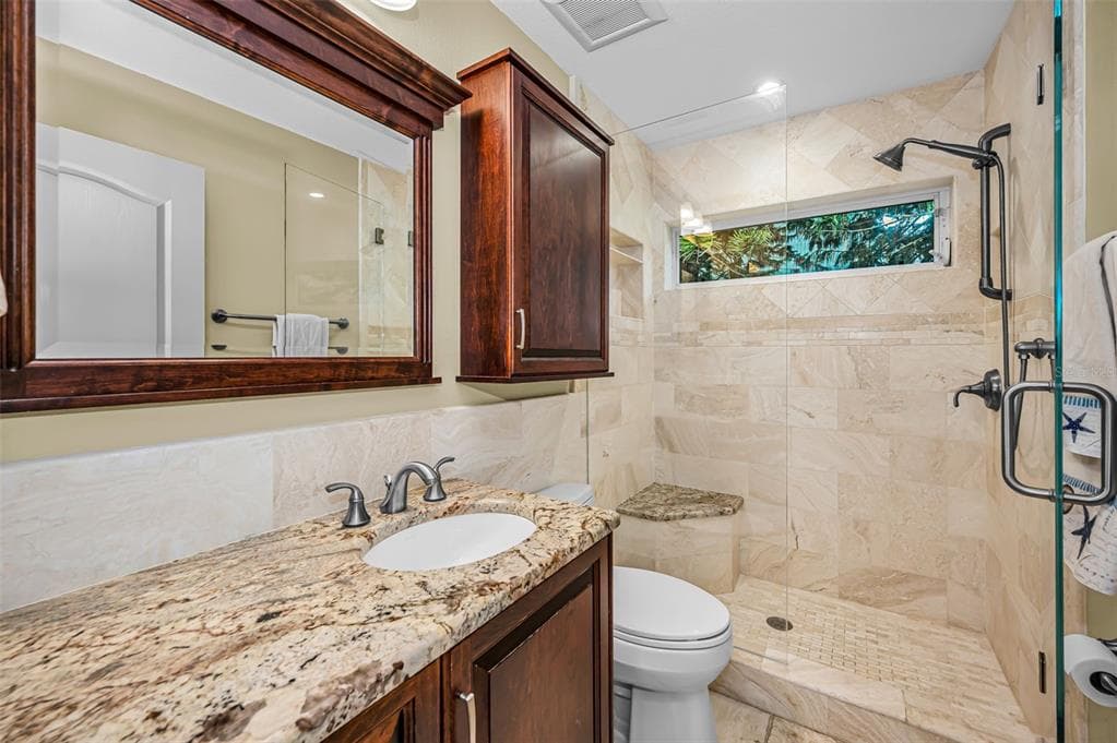 4084 LIGUSTRUM DRIVE photo 21