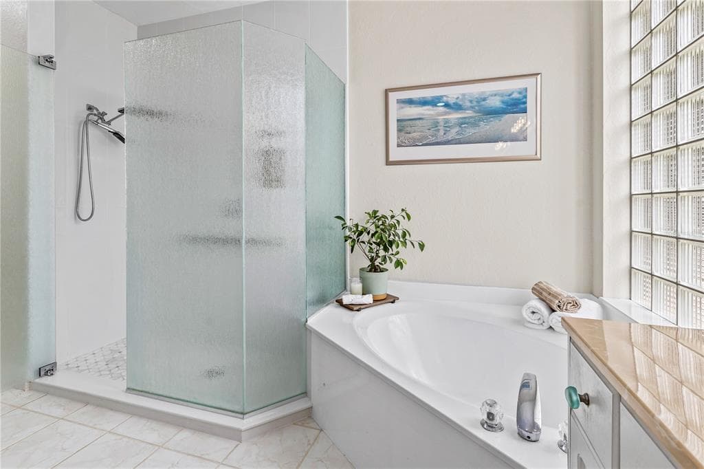 7105 VICTORIA CIRCLE photo 10
