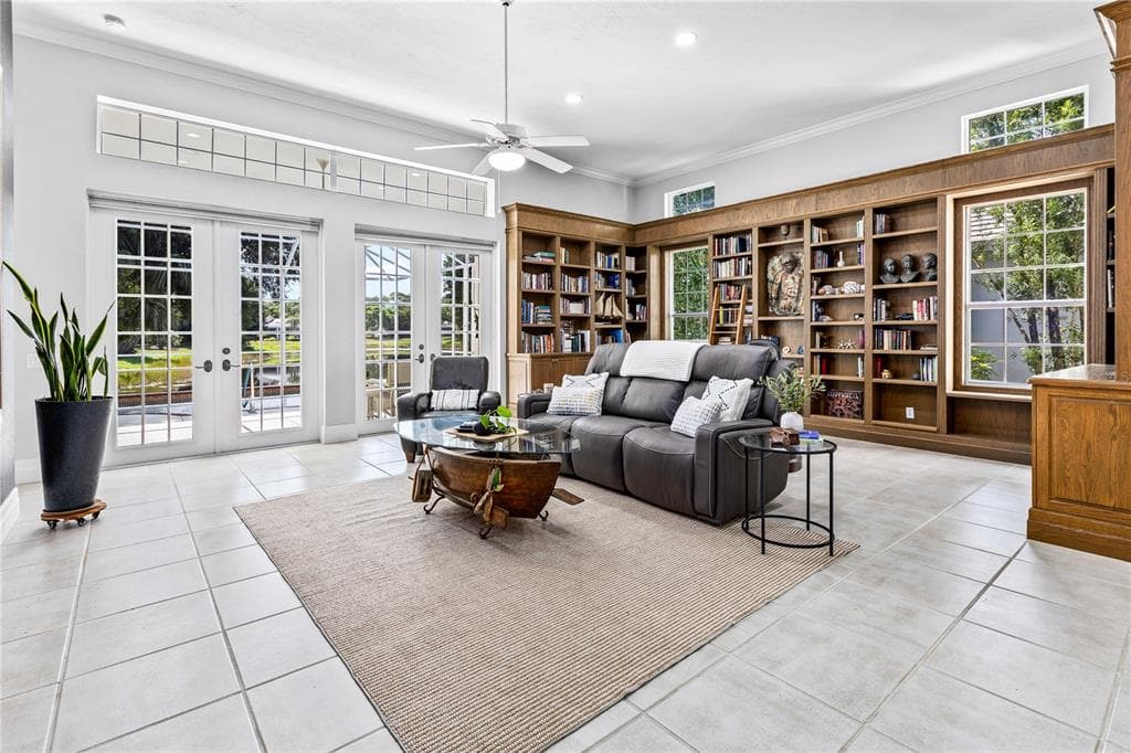7105 VICTORIA CIRCLE photo 4