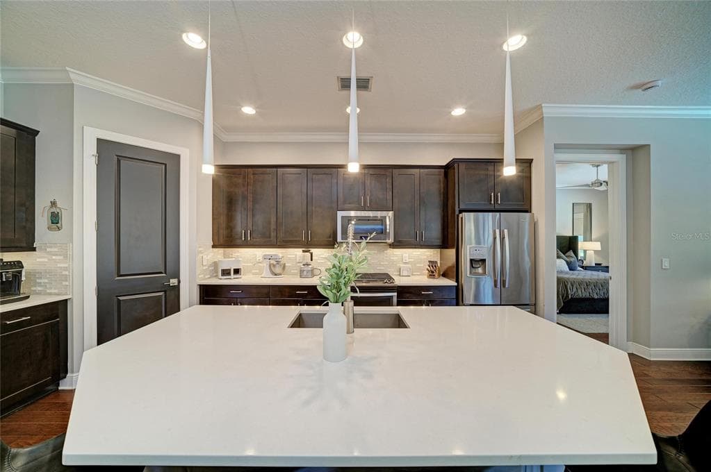 10121 MARBELLA DRIVE photo 17