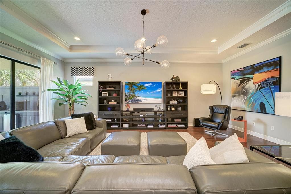 10121 MARBELLA DRIVE photo 12