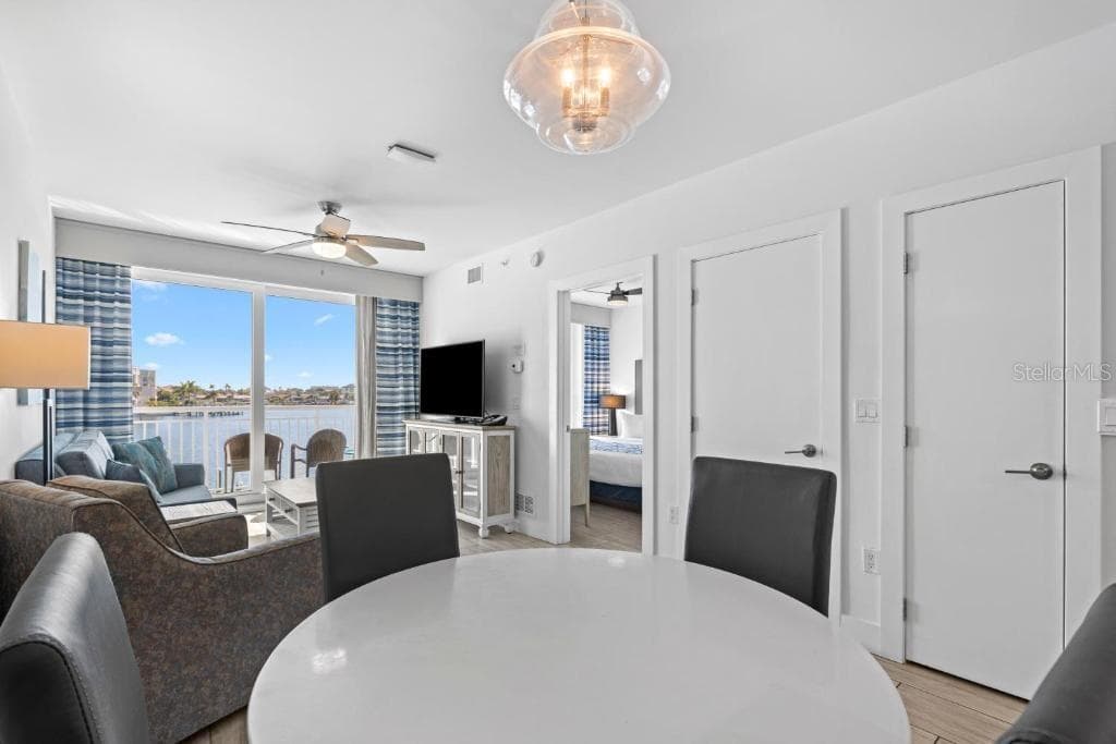 10091 GULF BOULEVARD #202E 4