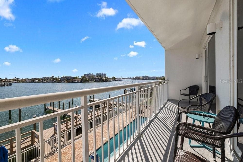 10091 GULF BOULEVARD 203E photo 15