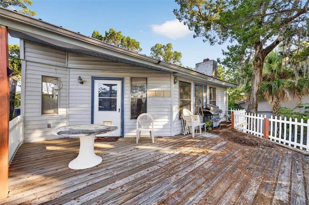 2350 S WATERMAN DRIVE photo 6