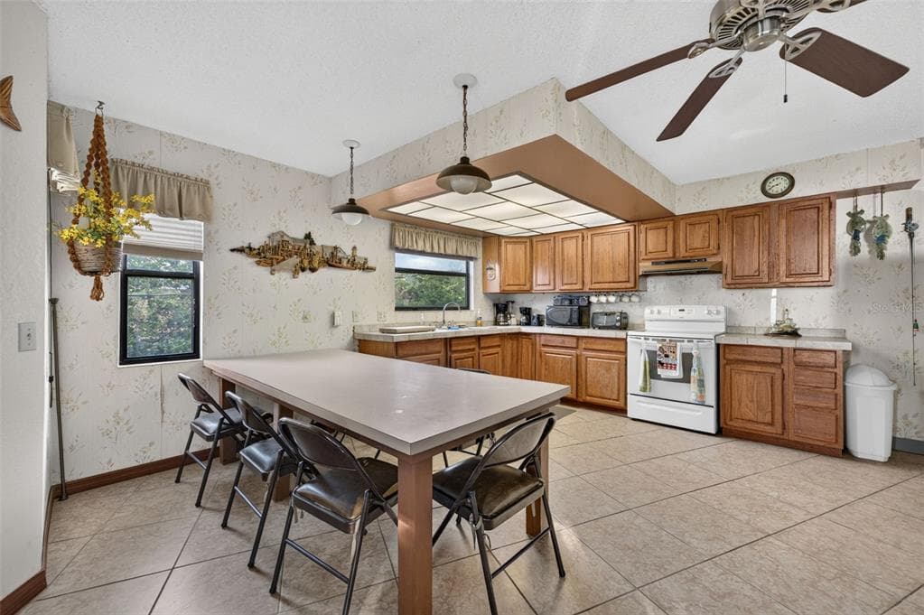 2350 S WATERMAN DRIVE photo 20