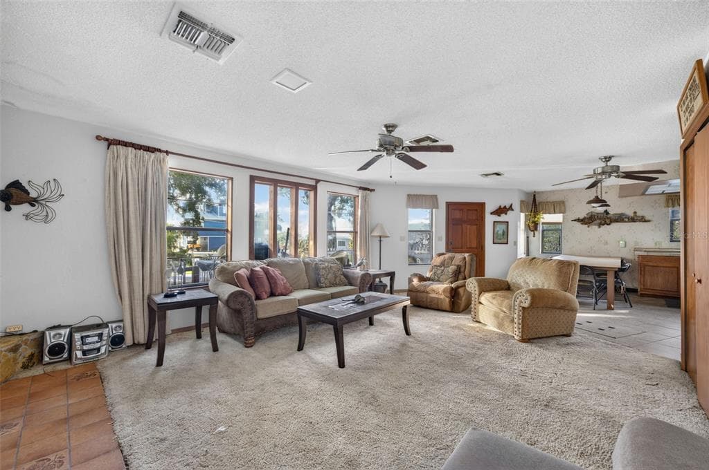 2350 S WATERMAN DRIVE photo 19