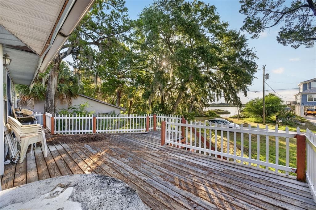 2350 S WATERMAN DRIVE photo 8