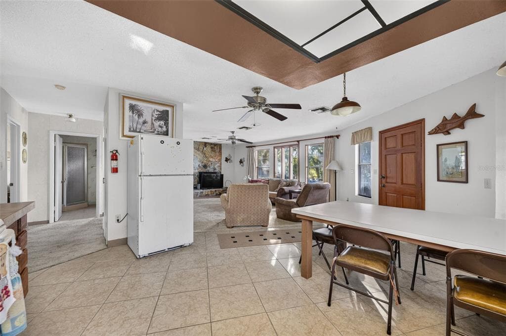 2350 S WATERMAN DRIVE photo 25