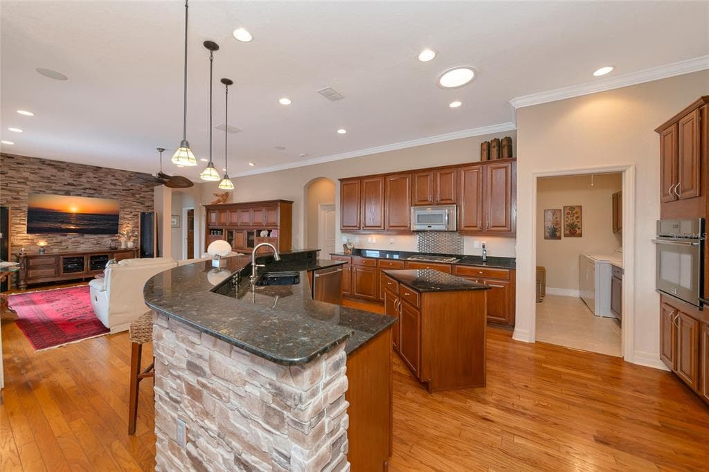 10412 WINDING STREAM WAY photo 16