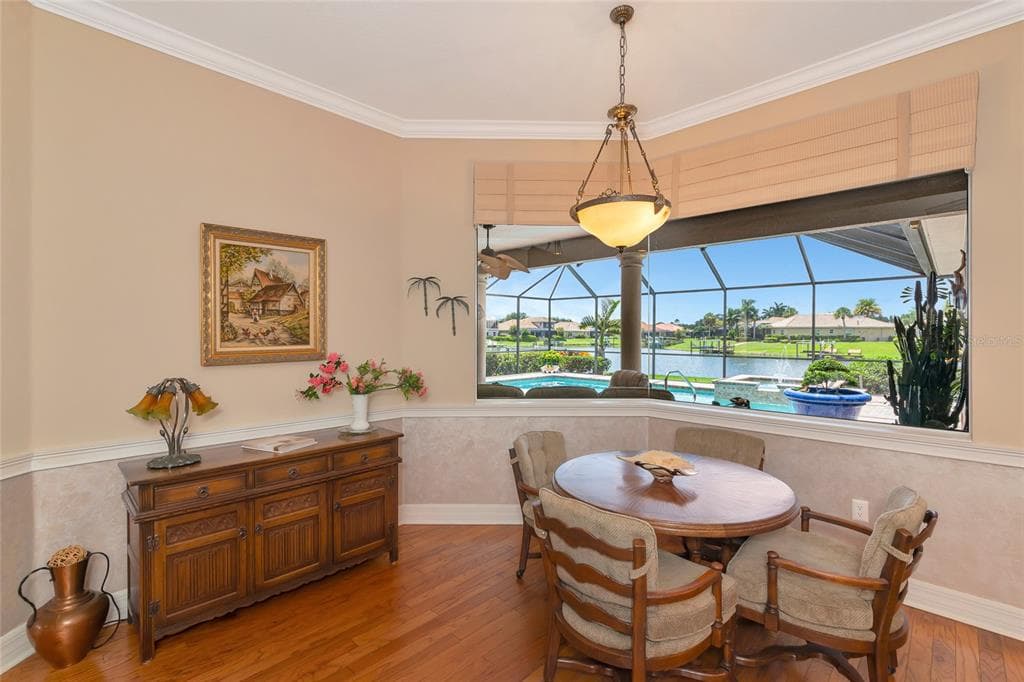 10412 WINDING STREAM WAY photo 9