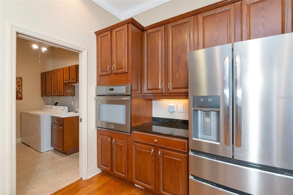 10412 WINDING STREAM WAY photo 14